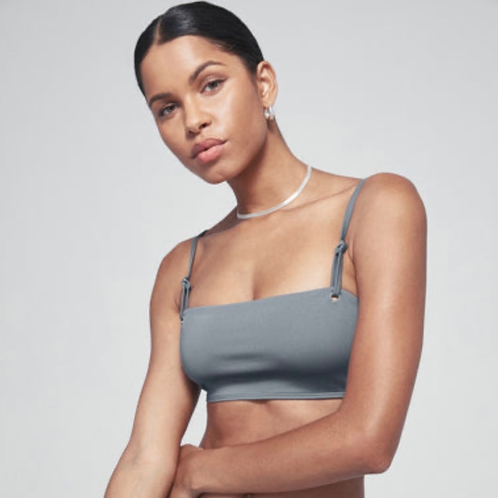 ALO Yoga Thrill Seeker Sports Bra- Steel Blue
